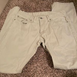 Khaki Levi’s (Men)